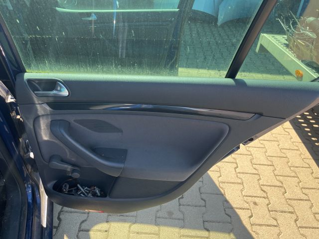 bontott VW GOLF V Jobb hátsó Ajtó Kárpit