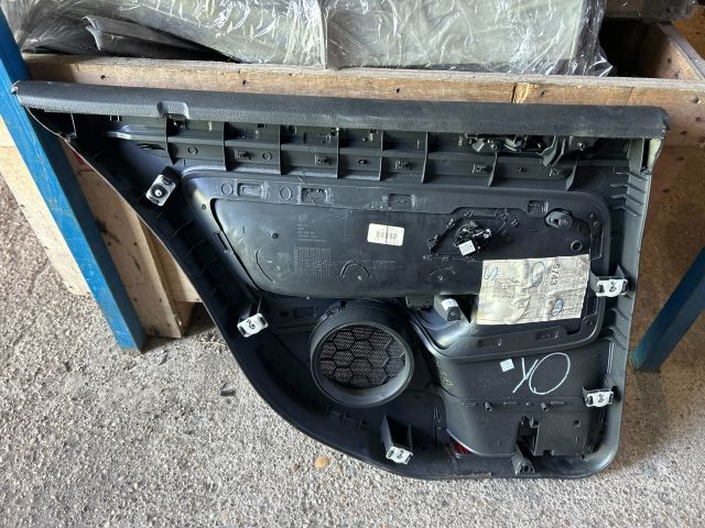 bontott VW GOLF V Jobb hátsó Ajtó Kárpit