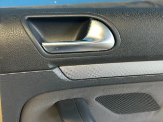 bontott VW GOLF V Jobb hátsó Ajtó Kárpit