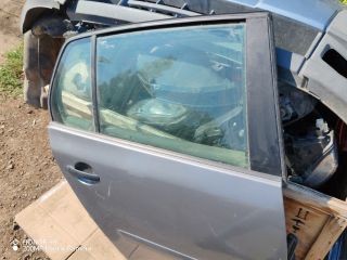 bontott VW GOLF V Jobb hátsó Ajtó (Részeivel)