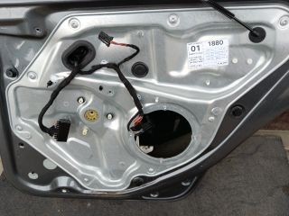 bontott VW GOLF V Jobb hátsó Ajtó (Részeivel)