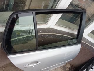 bontott VW GOLF V Jobb hátsó Ajtó (Részeivel)