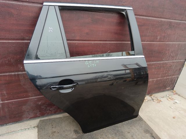 bontott VW GOLF V Jobb hátsó Ajtó (Részeivel)