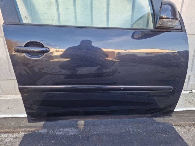 bontott VW GOLF V Jobb hátsó Ajtó (Részeivel)