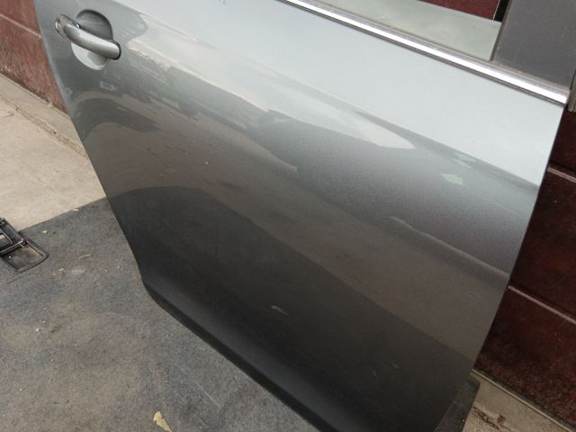 bontott VW GOLF V Jobb hátsó Ajtó (Részeivel)