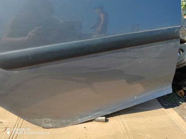 bontott VW GOLF V Jobb hátsó Ajtó (Részeivel)