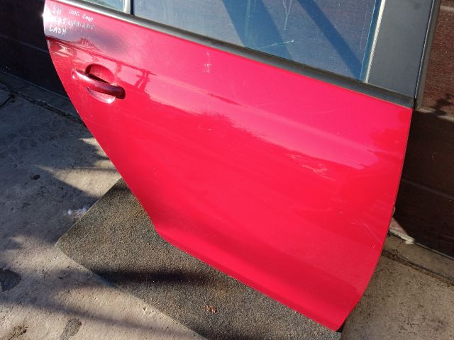 bontott VW GOLF V Jobb hátsó Ajtó (Részeivel)