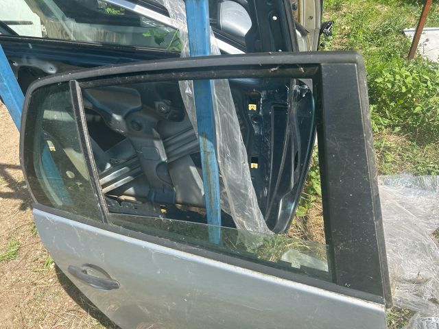 bontott VW GOLF V Jobb hátsó Ajtó (Üres lemez)