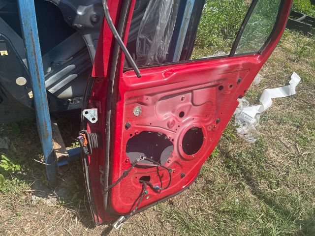 bontott VW GOLF V Jobb hátsó Ajtó (Üres lemez)