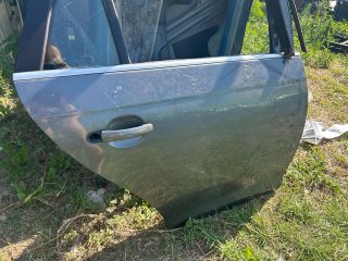 bontott VW GOLF V Jobb hátsó Ajtó (Üres lemez)