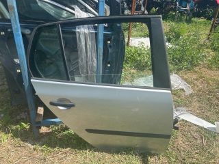 bontott VW GOLF V Jobb hátsó Ajtó (Üres lemez)