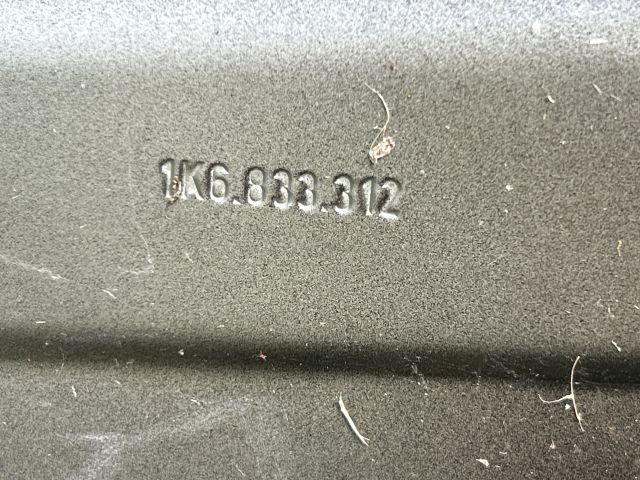 bontott VW GOLF V Jobb hátsó Ajtó (Üres lemez)