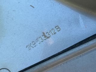 bontott VW GOLF V Jobb hátsó Ajtó (Üres lemez)