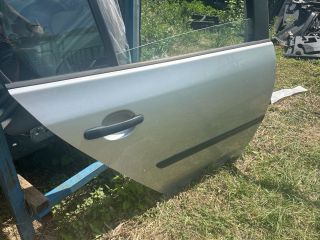 bontott VW GOLF V Jobb hátsó Ajtó (Üres lemez)