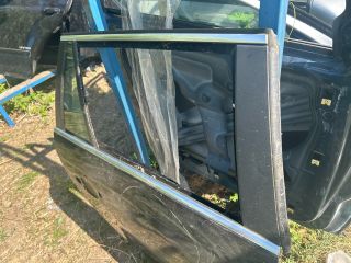 bontott VW GOLF V Jobb hátsó Ajtó (Üres lemez)