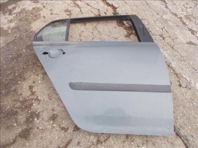 bontott VW GOLF V Jobb hátsó Ajtó (Üres lemez)