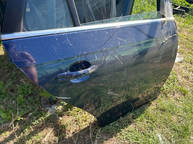 bontott VW GOLF V Jobb hátsó Ajtó (Üres lemez)