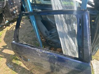 bontott VW GOLF V Jobb hátsó Ajtó (Üres lemez)