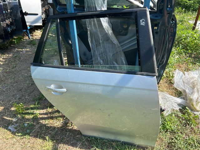 bontott VW GOLF V Jobb hátsó Ajtó (Üres lemez)