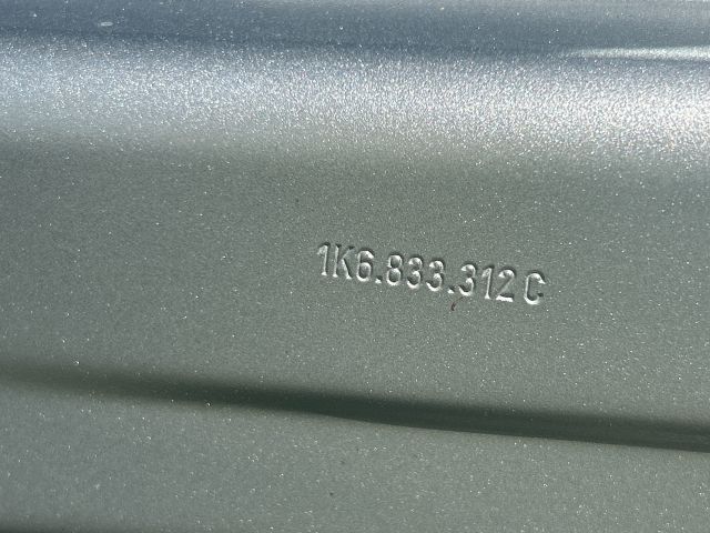 bontott VW GOLF V Jobb hátsó Ajtó (Üres lemez)