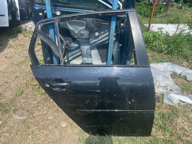 bontott VW GOLF V Jobb hátsó Ajtó (Üres lemez)