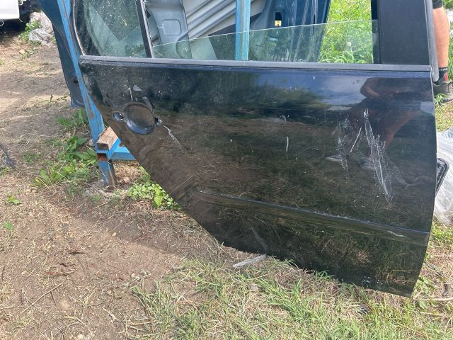 bontott VW GOLF V Jobb hátsó Ajtó (Üres lemez)