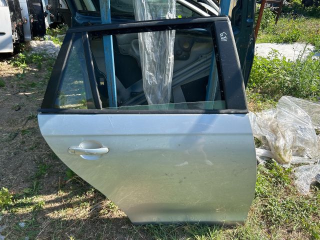 bontott VW GOLF V Jobb hátsó Ajtó (Üres lemez)