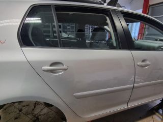 bontott VW GOLF V Jobb hátsó Ajtó (Üres lemez)