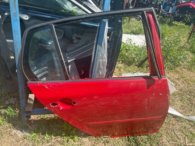 bontott VW GOLF V Jobb hátsó Ajtó (Üres lemez)