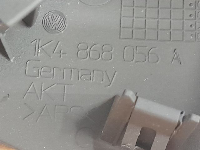 bontott VW GOLF V Jobb hátsó Ajtóbehúzó