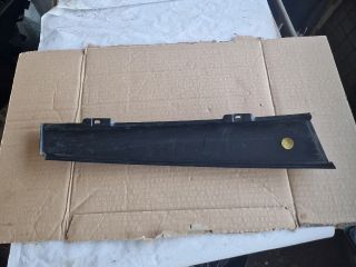 bontott VW GOLF V Jobb hátsó Ajtókeret Burkolat