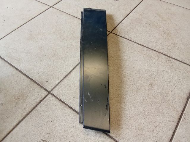 bontott VW GOLF V Jobb hátsó Ajtókeret Burkolat