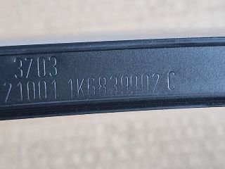 bontott VW GOLF V Jobb hátsó Ajtókeret Burkolat