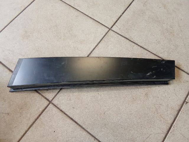 bontott VW GOLF V Jobb hátsó Ajtókeret Burkolat