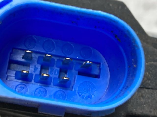 bontott VW GOLF V Jobb hátsó Ajtózár