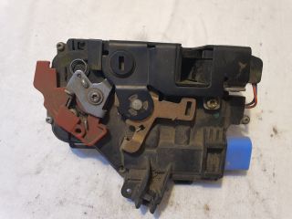 bontott VW GOLF V Jobb hátsó Ajtózár