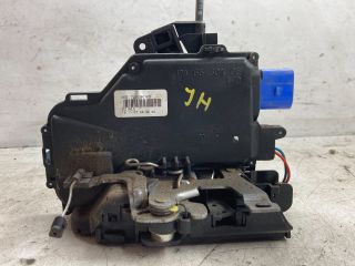 bontott VW GOLF V Jobb hátsó Ajtózár