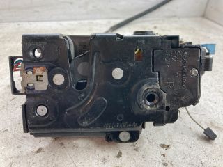 bontott VW GOLF V Jobb hátsó Ajtózár