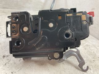 bontott VW GOLF V Jobb hátsó Ajtózár