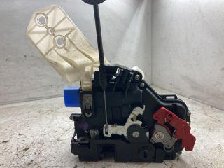 bontott VW GOLF V Jobb hátsó Ajtózár