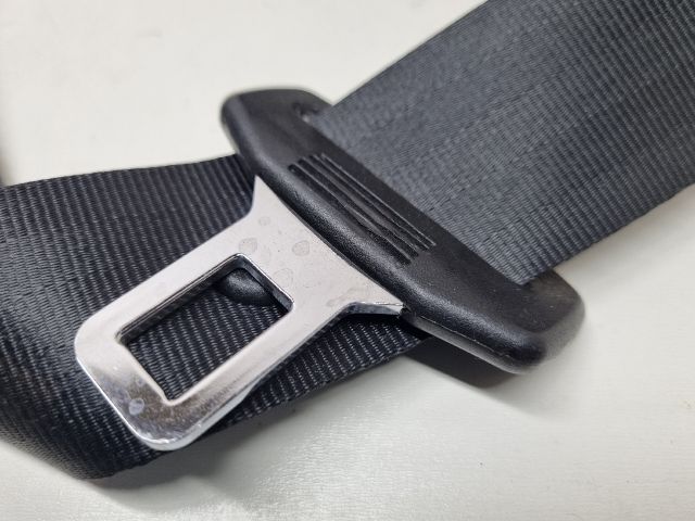 bontott VW GOLF V Jobb hátsó Biztonsági Öv