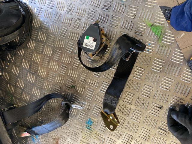 bontott VW GOLF V Jobb hátsó Biztonsági Öv