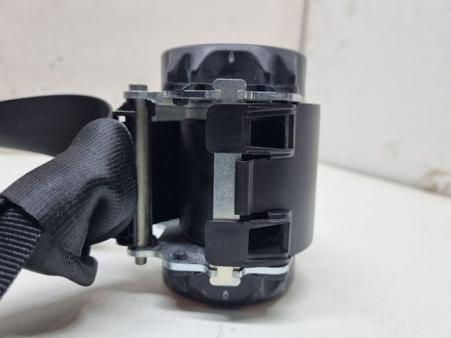 bontott VW GOLF V Jobb hátsó Biztonsági Öv