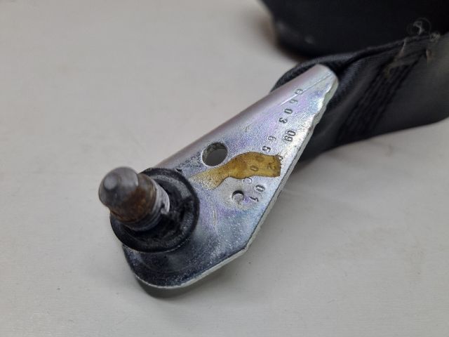 bontott VW GOLF V Jobb hátsó Biztonsági Öv