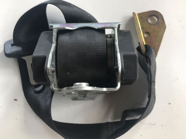 bontott VW GOLF V Jobb hátsó Biztonsági Öv