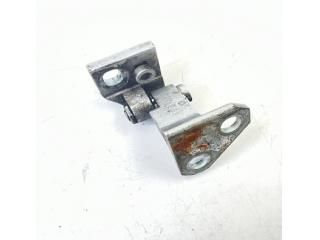 bontott VW GOLF V Jobb hátsó Felső Zsanér