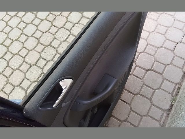 bontott VW GOLF V Jobb hátsó Fixüveg (Ajtóban)