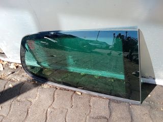 bontott VW GOLF V Jobb hátsó Fixüveg (Ajtóban)