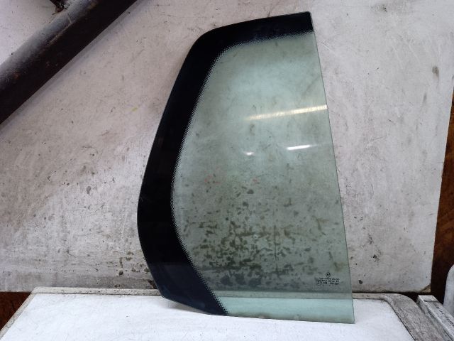 bontott VW GOLF V Jobb hátsó Fixüveg (Ajtóban)