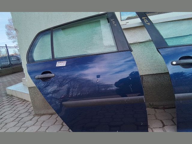 bontott VW GOLF V Jobb hátsó Fixüveg (Ajtóban)